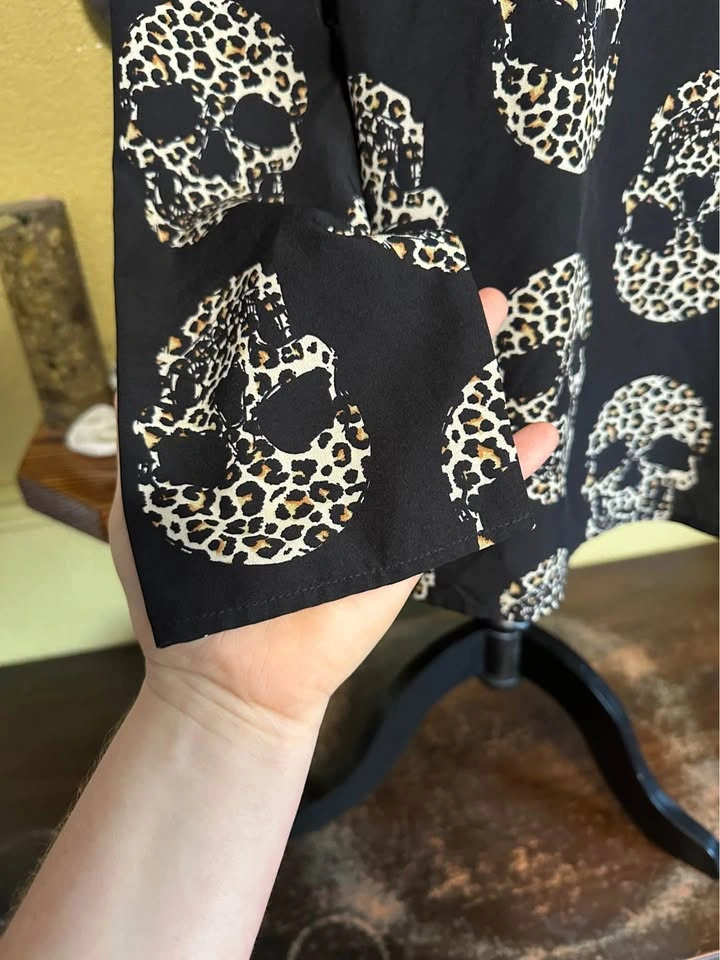 SHEIN Curve Black Leopard skull Print Top - photo 3