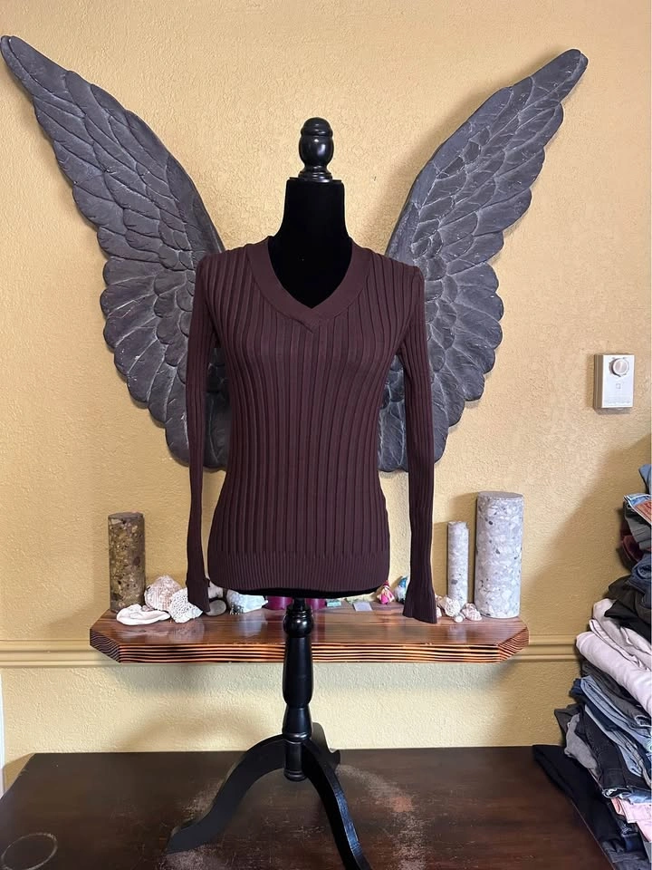 Rapture Wear Brown Ribbed V-Neck Sweater - photo 2