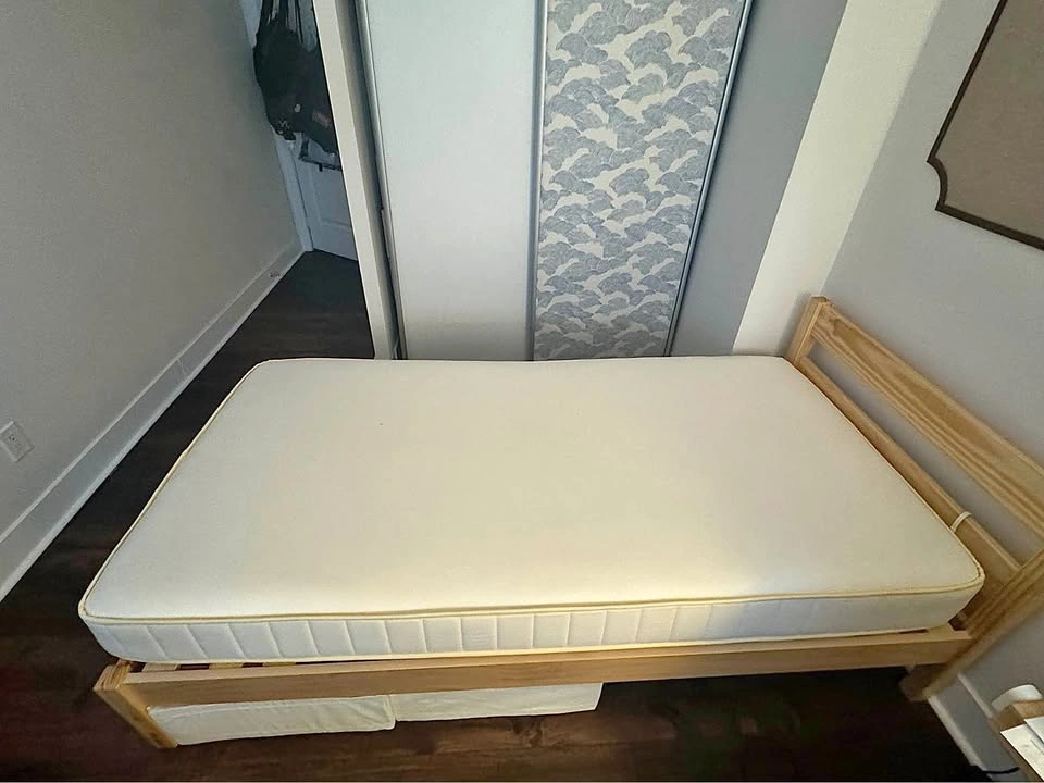 Muji Pocket Coil Single Twin Mattress - With Foam Topper