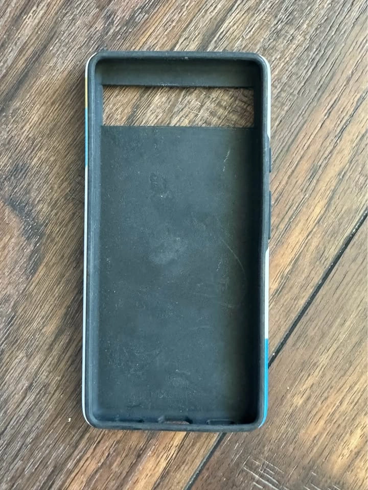 Pixel 6A phone case - photo 2