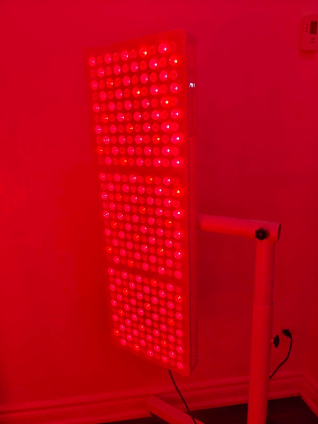 Red Light Therapy Panel with Stand - photo 2