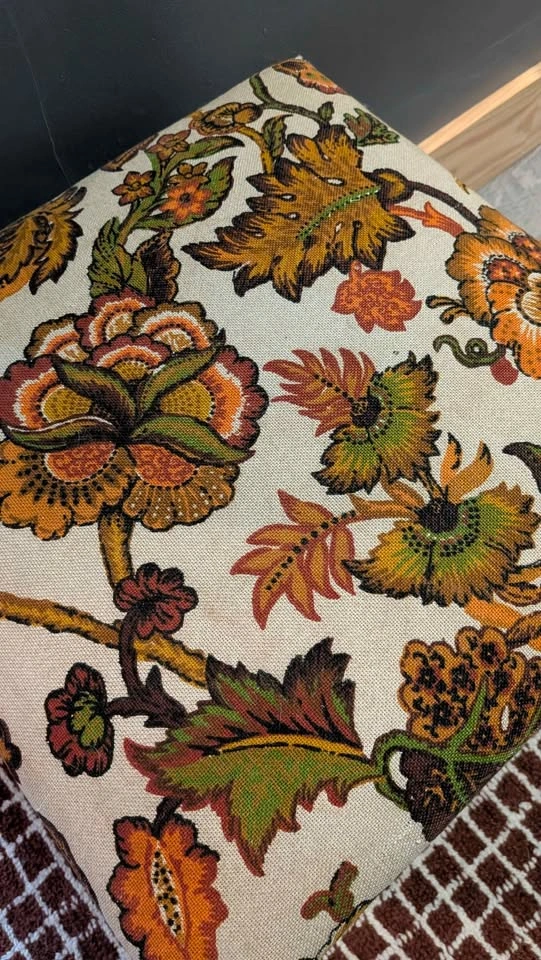 Vintage sewing / storage stool - photo 3