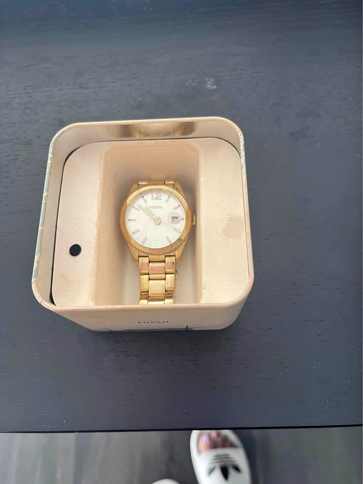 Fossil woman’s watch