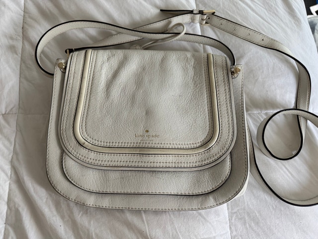 7 Designer Purses for $80 or Trade - photo 4