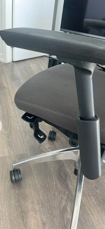 Ergonomic Office Chair – Adjustable Mesh Desk Chair - photo 4