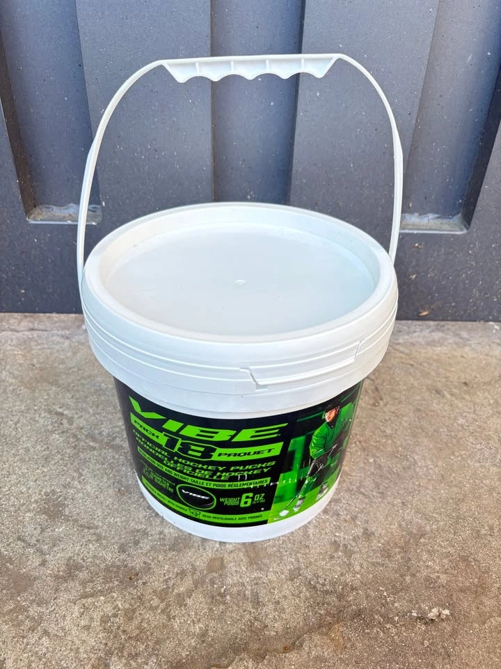 New - VIBE 6oz Hockey Puck Bucket (18pc) - photo 4