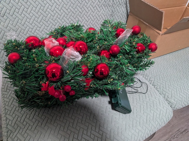 9ft Pre-Lit Christmas Garland – Red & Green Holiday Decorations