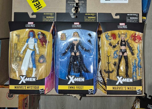 Hasbro Marvel Legends X-Men Mystique, Emma Frost, Magik - photo 3