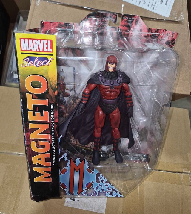 Marvel Select Magneto Action Figure - photo 2