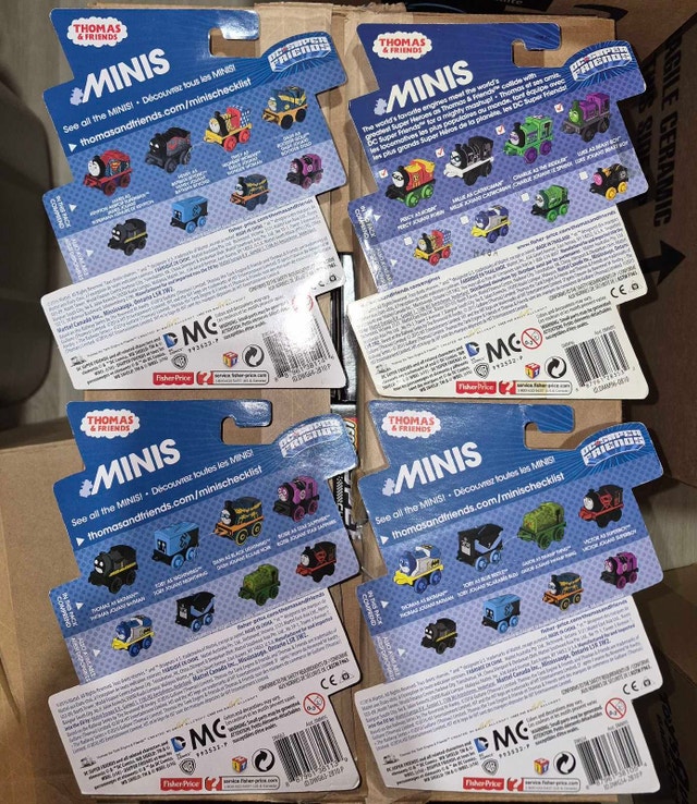 Thomas & Friends Minis DC Super Friends Power Ranger - photo 2