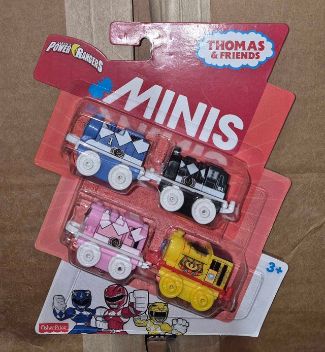 Thomas & Friends Minis DC Super Friends Power Ranger - photo 3