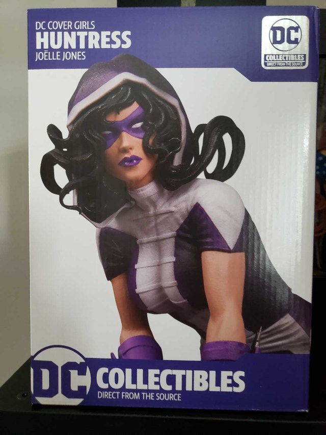 DC Collectibles, Cover Girls Huntress Joelle Jones