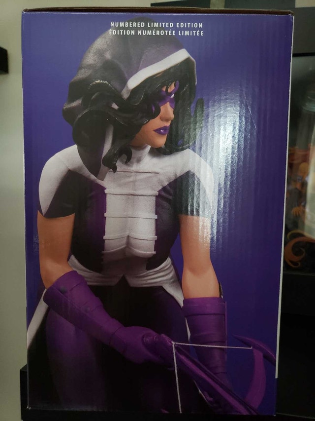 DC Collectibles, Cover Girls Huntress Joelle Jones - photo 3
