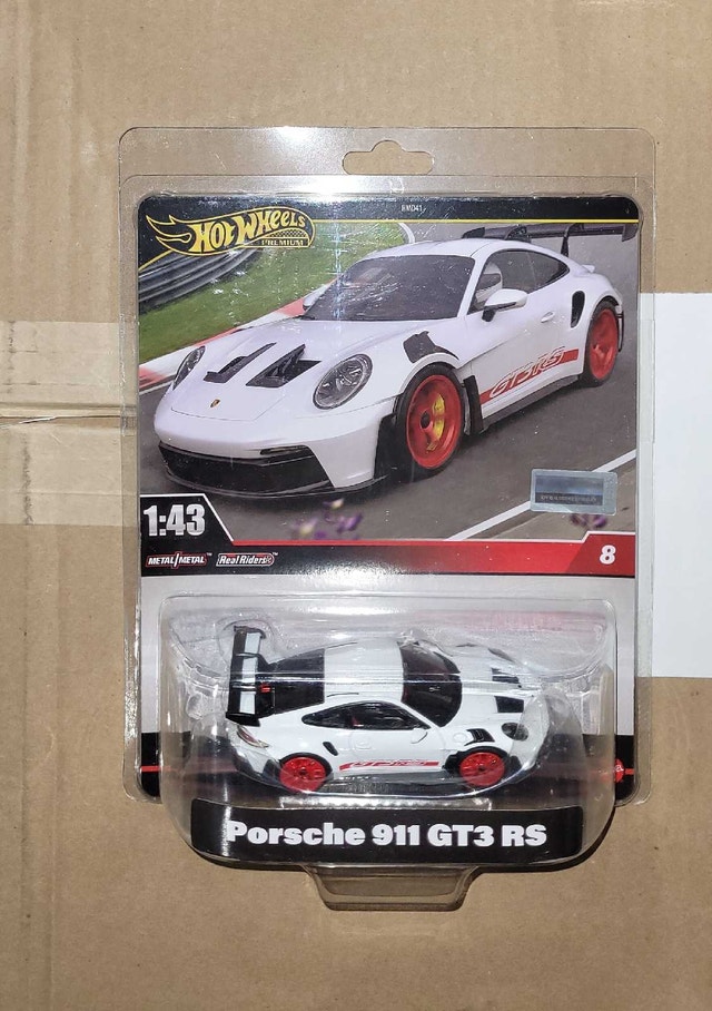 Hot Wheels Premium 1/43 Porsche 911 GT3 RS - photo 2