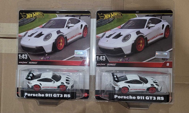 Hot Wheels Premium 1/43 Porsche 911 GT3 RS - photo 3
