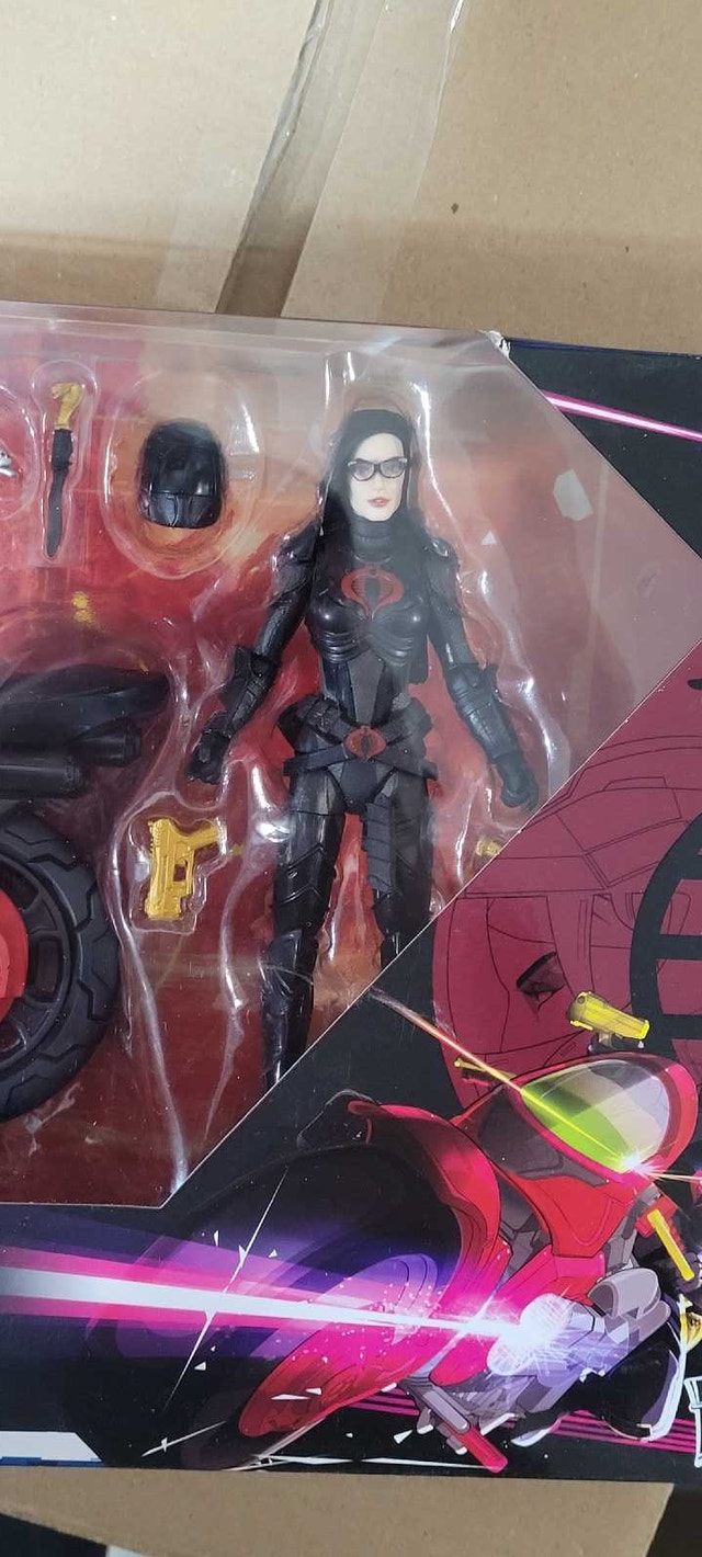 GI Joe Baroness with COBRA C.O.I.L. - photo 2