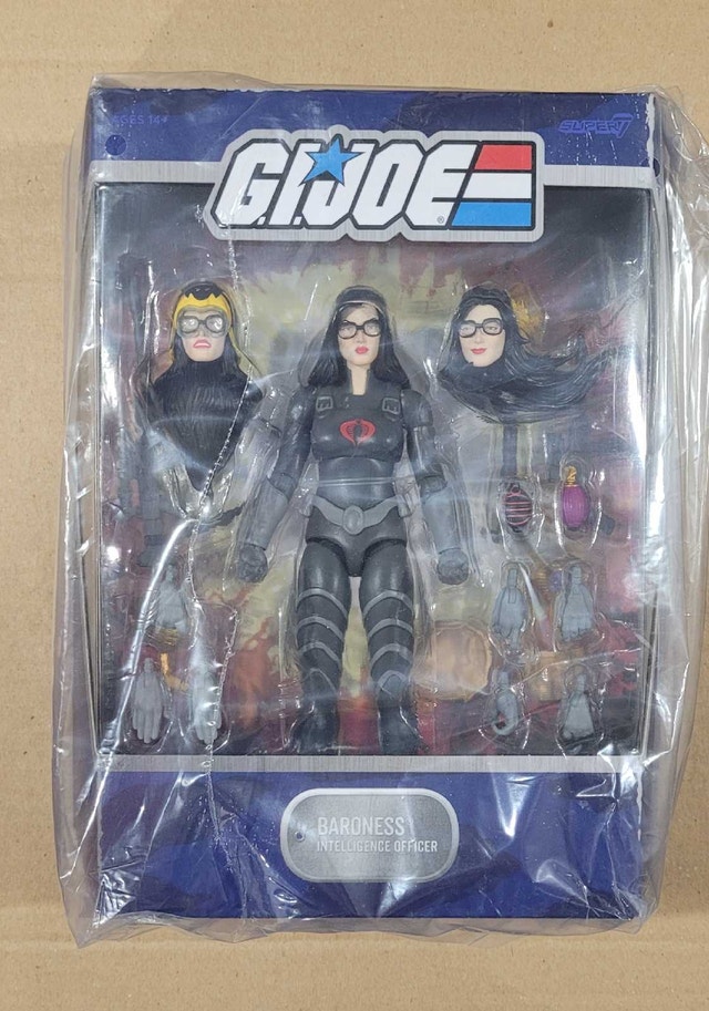 GI Joe Baroness with COBRA C.O.I.L. - photo 3