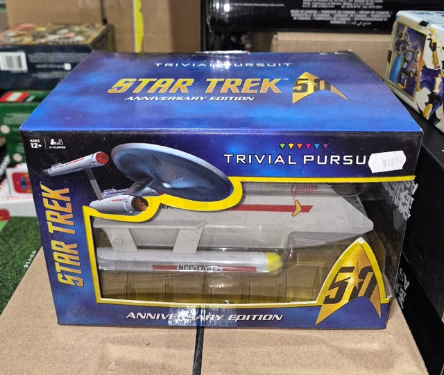 Trivial Pursuit Star Trek 50th Anniversary Edition