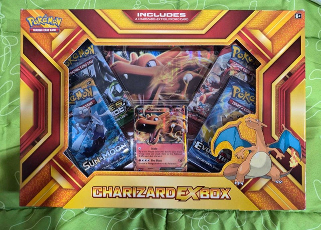 Charizard EX Box - photo 2