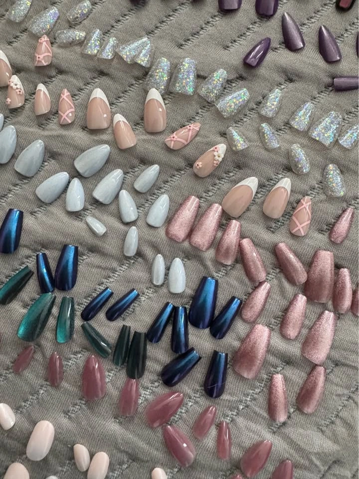 Bulk Press-On Nails (185 pcs) + 7 New Glues & Adhesive Tabs - photo 5