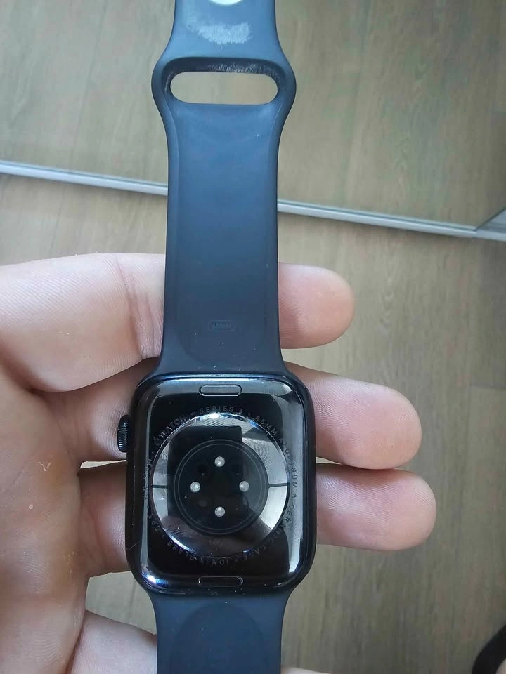 Apple Watch Series 7 45mm - photo 2