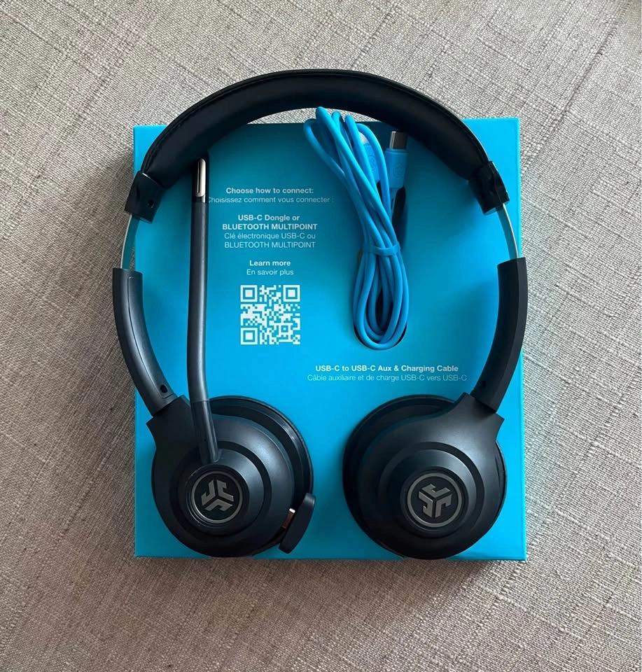 Wireless Headphones - photo 2