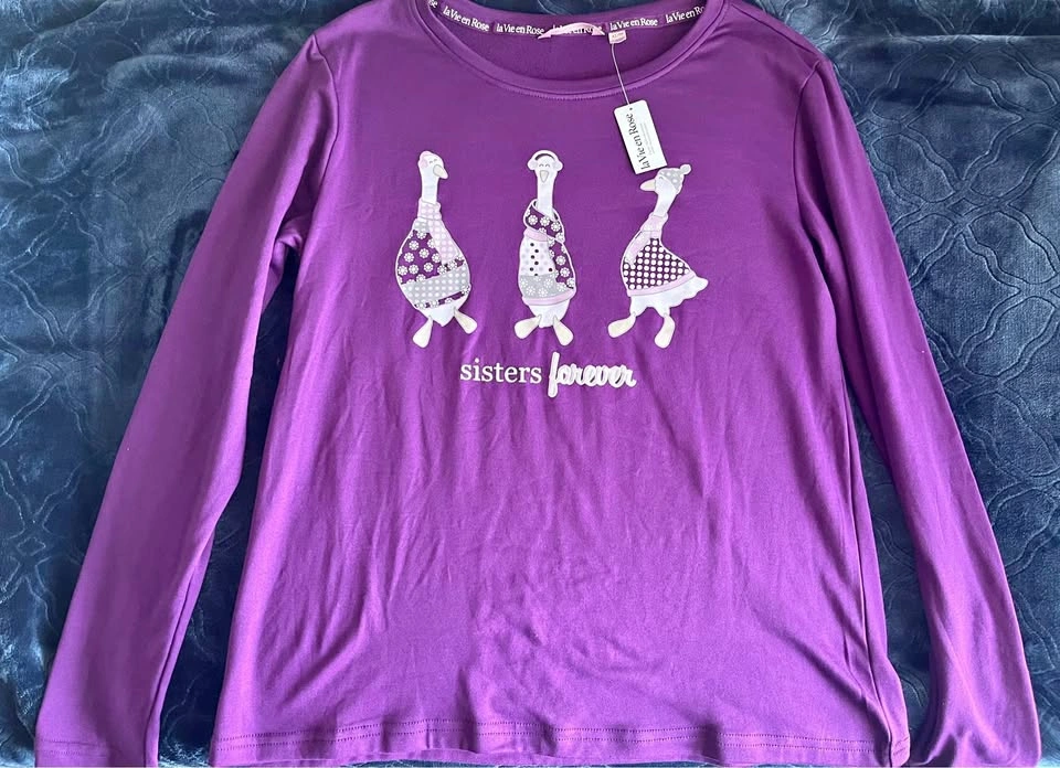 BNWT la Vie en Rose long sleeve pyjama top XS