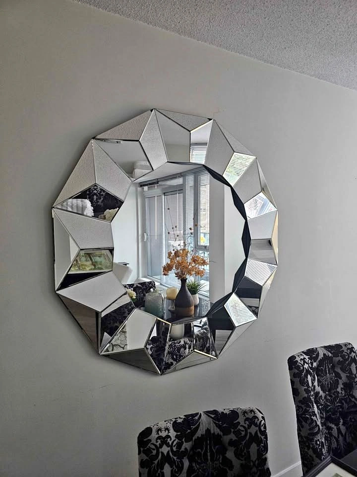 Moving sale - Part 2 - wall decor