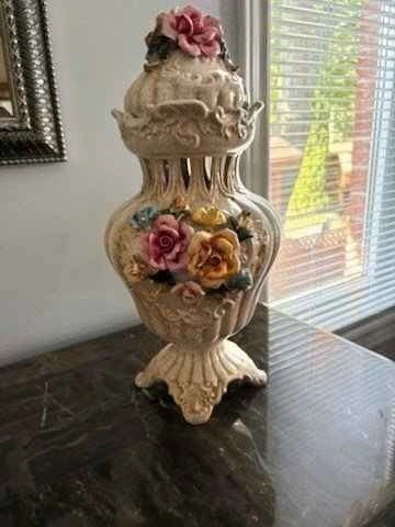 Capodimonte Style Floral Ceramic Vases - Set of 2 - photo 5