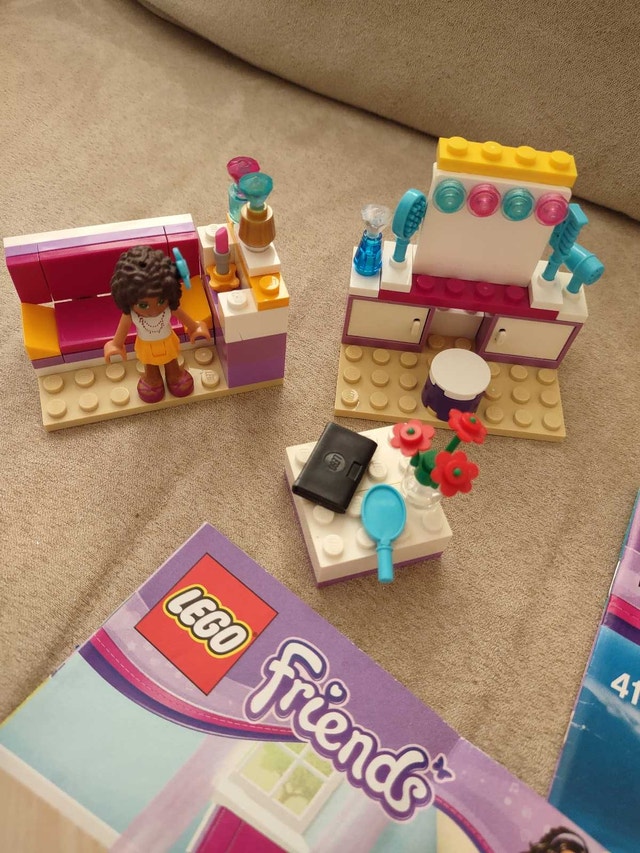 Lego Friends Beach Sets- 2 Beach and Andrea's Bedroom - photo 4