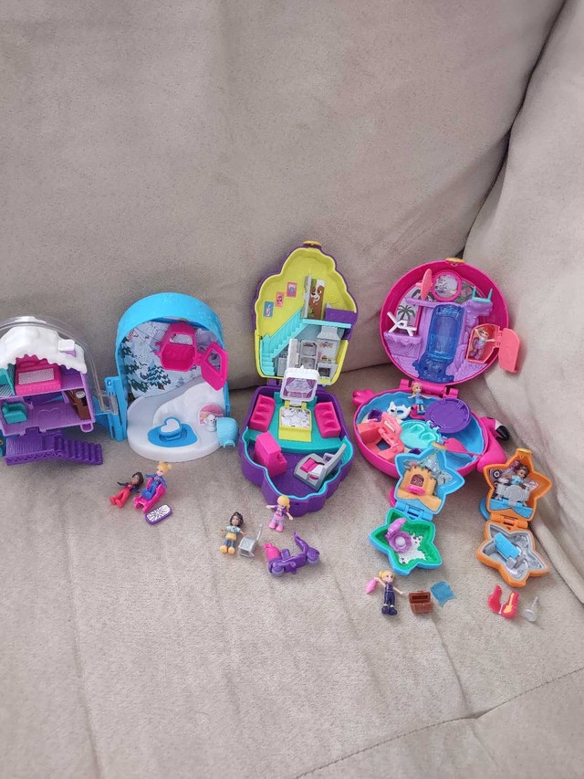 Polly Pockets