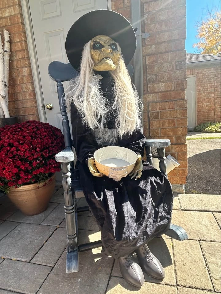 Vintage Home Accents 4 ft Animated LED Rocking Witch Prop - photo 2