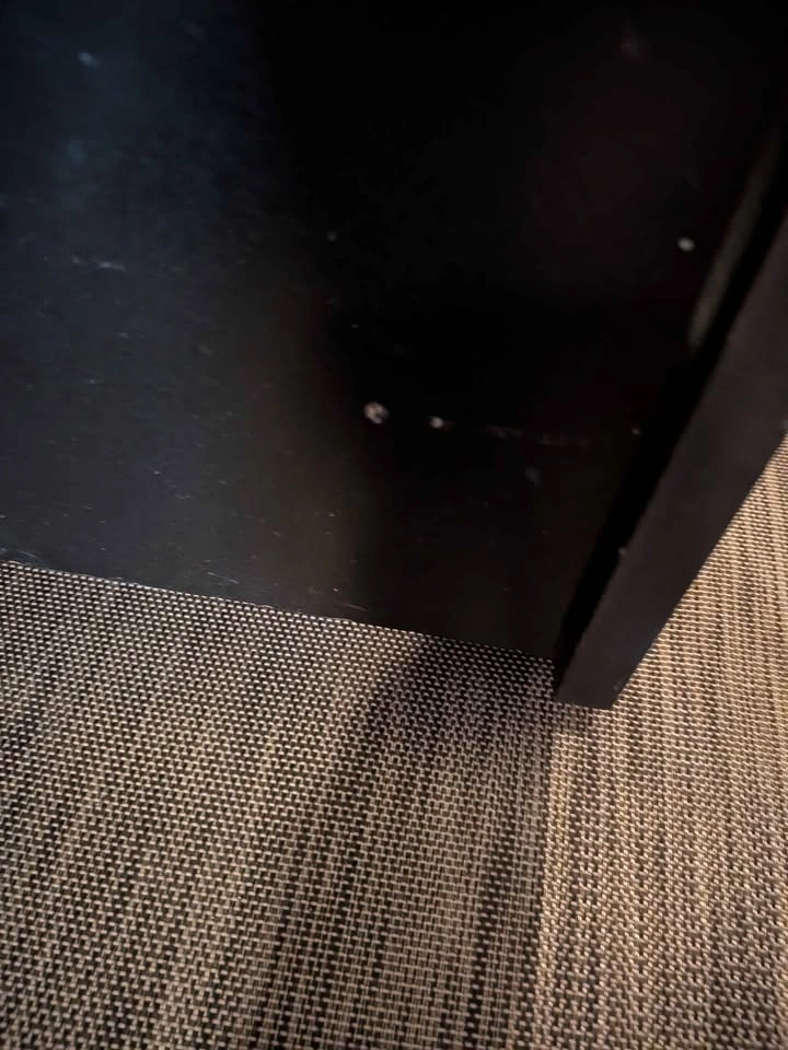 Side table with drawer on wheels - photo 4