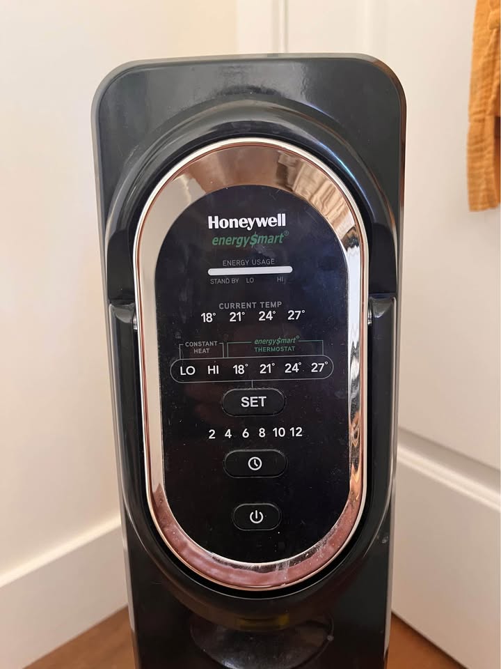 Honeywell Oil Heater - photo 3