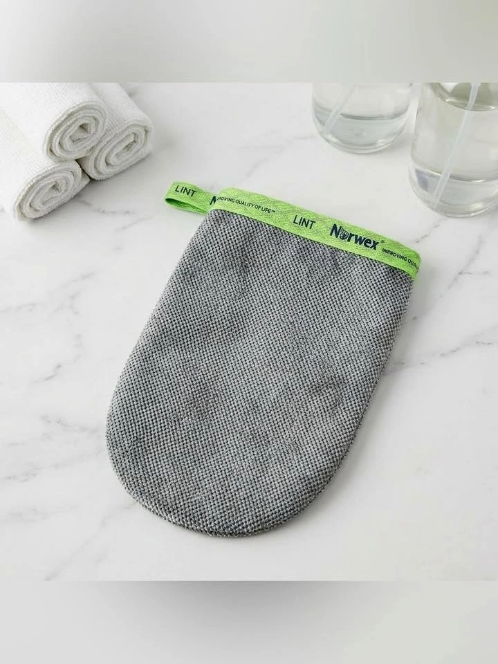 Norwex Lint Mitt Grey Microfiber Pet Hair Remover