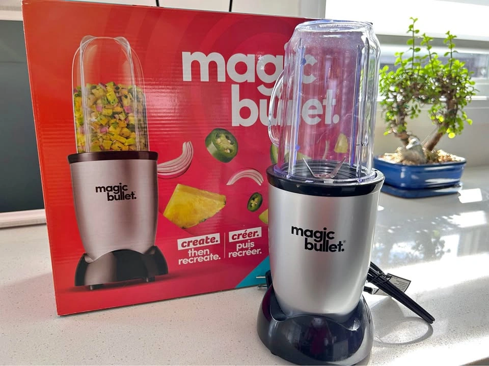 Magic Bullet Personal Blender including all parts