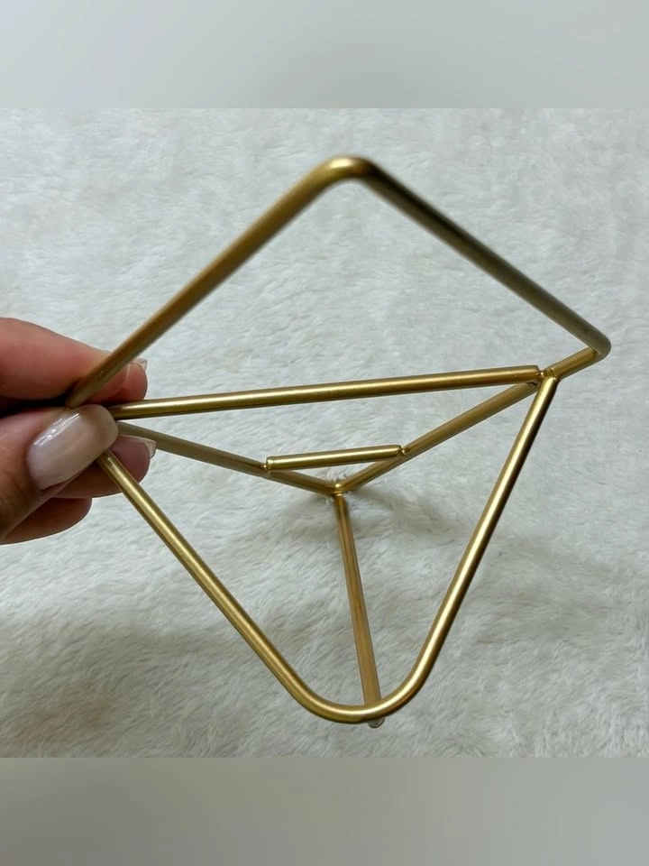 Umbra Geometric Gold Hanging Wall Planters Set of 2 - photo 3
