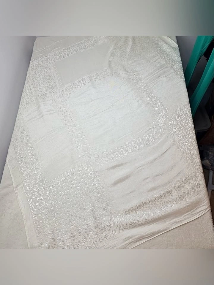 Vintage 60s White Damask Square Tablecloth Floral Jacquard - photo 2