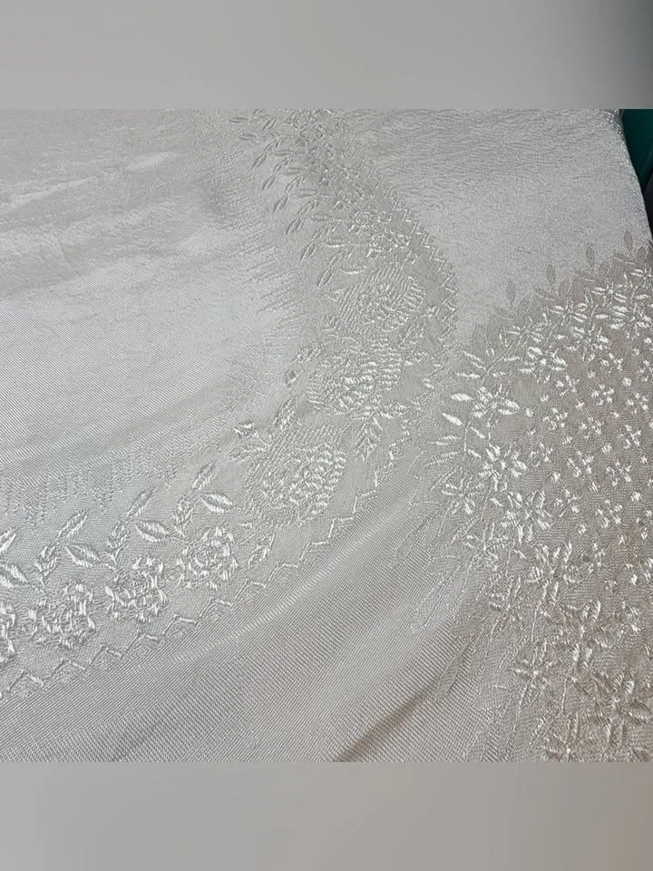 Vintage 60s White Damask Square Tablecloth Floral Jacquard - photo 5