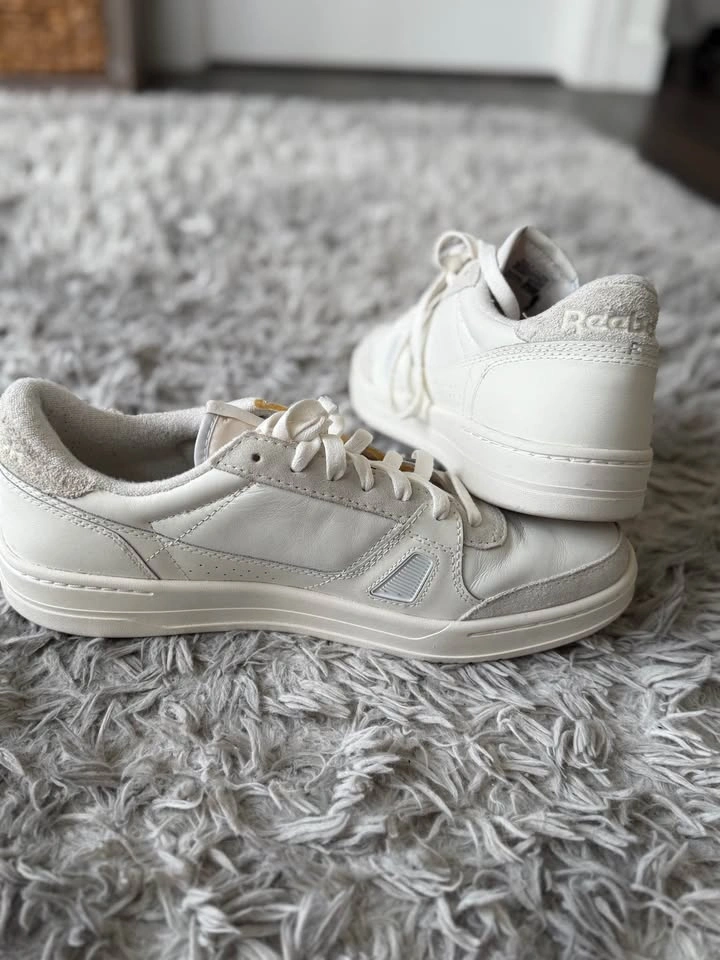 Reebok sneakers - photo 2