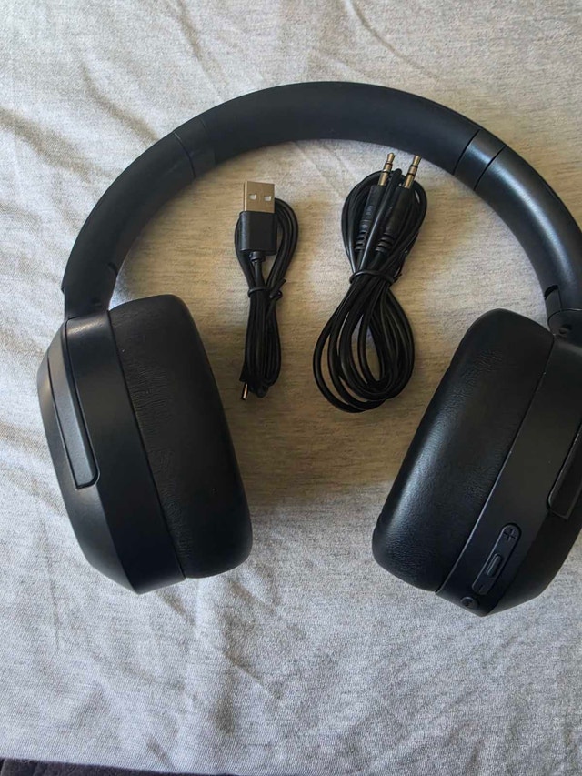 Onn Hybrid Active Noise Cancelling Headphones - photo 4