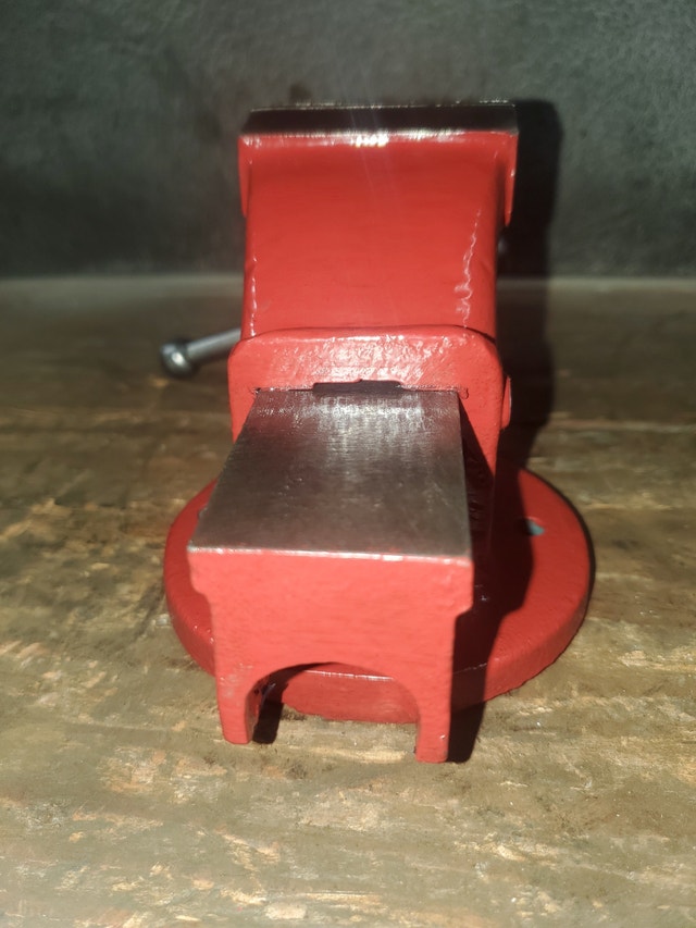 RAE 2-1/2 inch Vise - photo 4