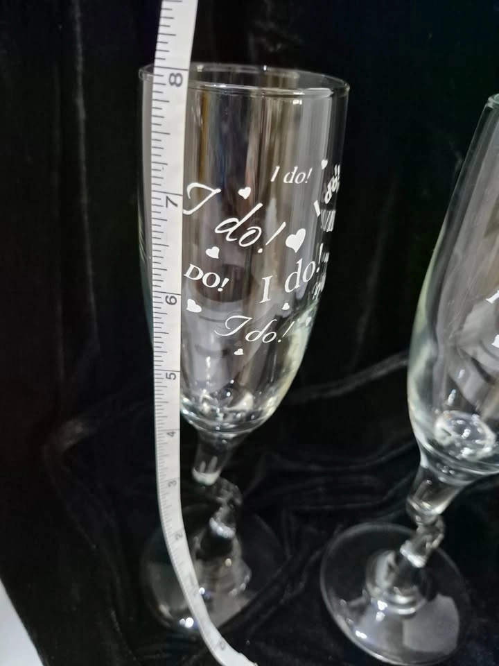 Vintage “I Do!” Wedding Champagne Flutes – Pair - photo 3