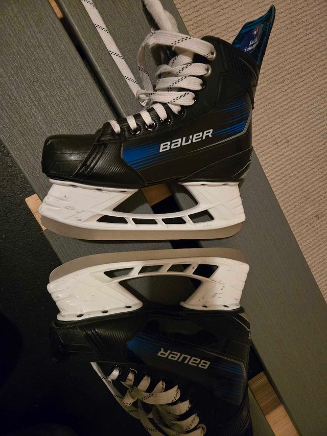 Bauer Junior Hockey Skates Size 3.5