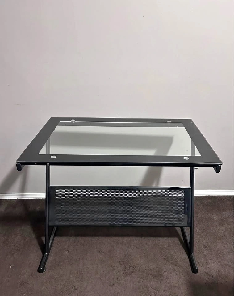 Black desk / work table (transparent top)