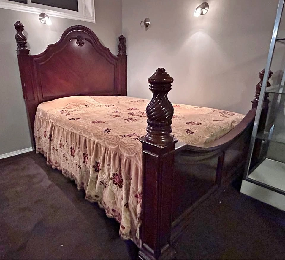 Queen Bed Frame - Sturdy, beautiful dark brown frame