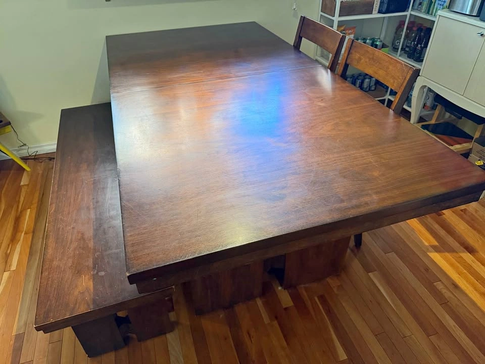 Dining table set