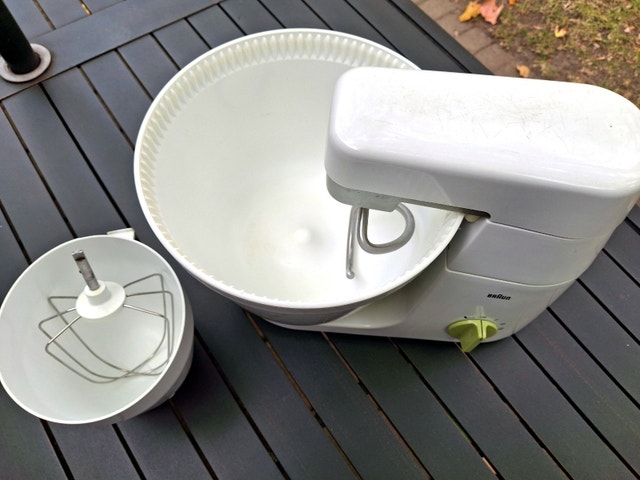 Braun KM32 Stand Mixer Made in Germany - 2 Bowls - photo 2