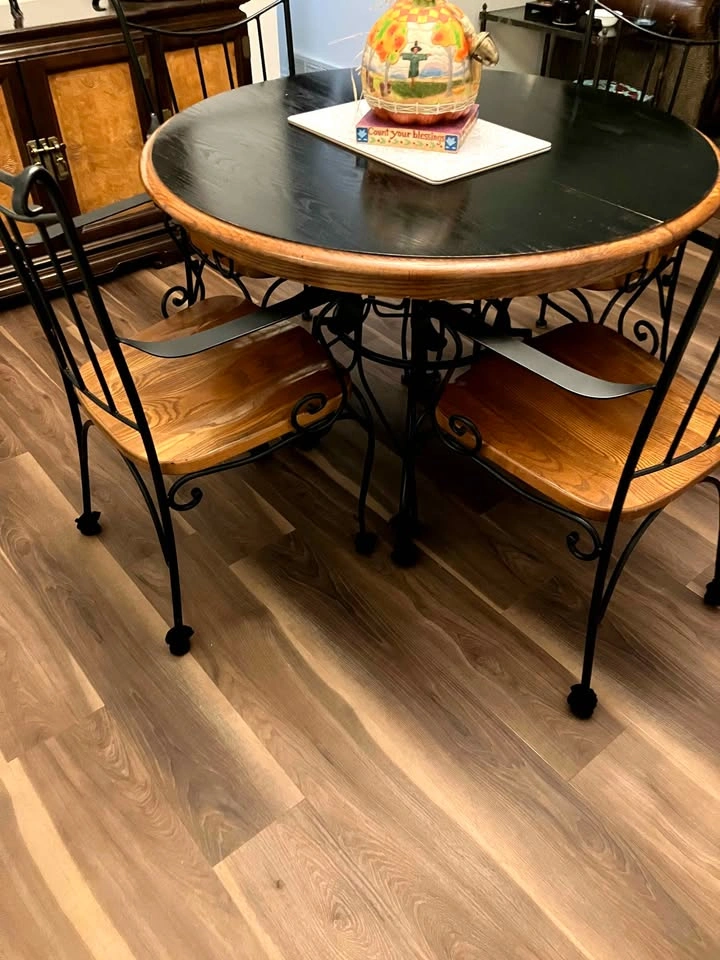 43" Oak + Wrought Iron Table + 4 Chairs Kitchen Dining Set - photo 3