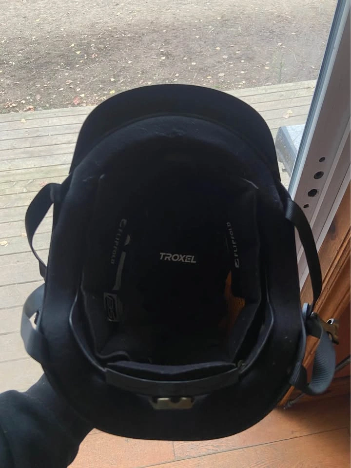 Kids Horse Riding Helmet - photo 2